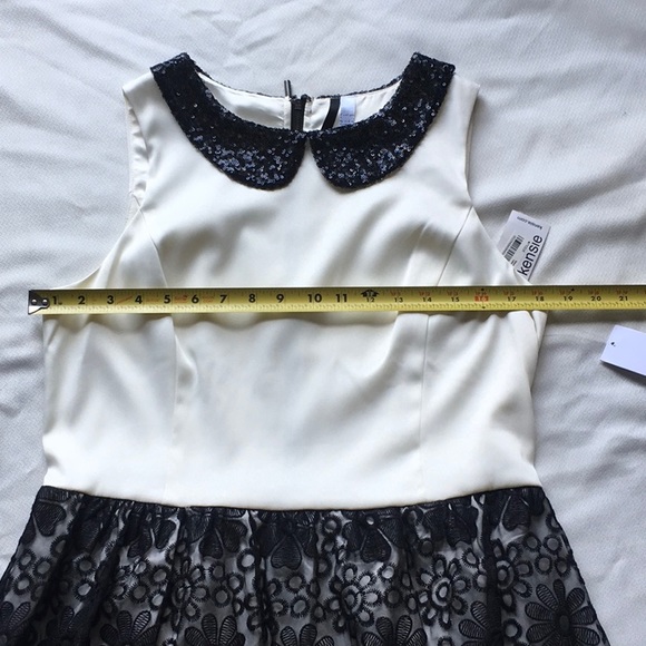 NWT Kensie dress with sequin collar. Size Large - Picture 5 of 8